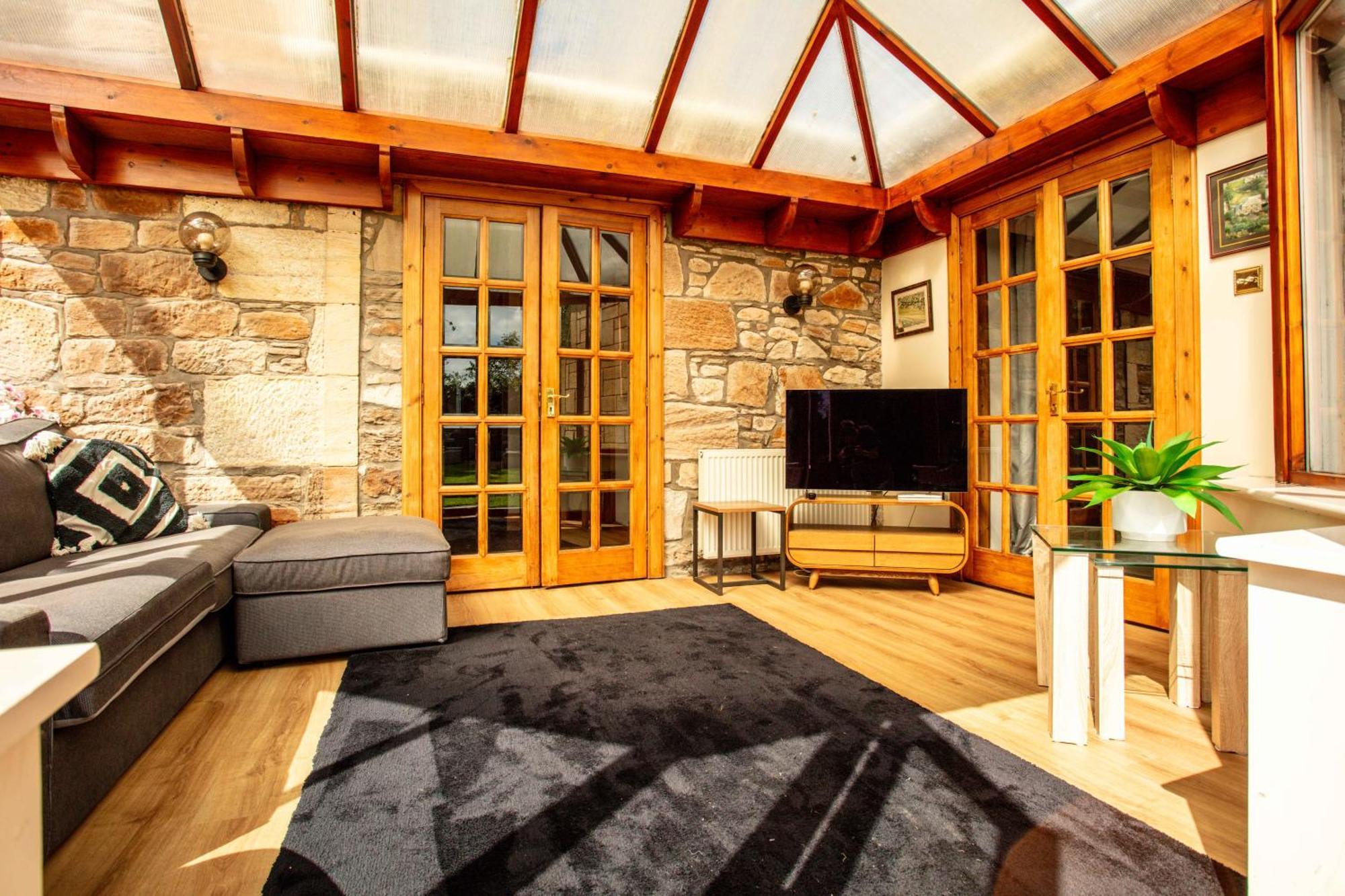Burnock Lodge With Hot Tub Ayr Exterior foto